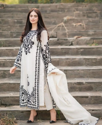 PRWMIUM LAWN 1019